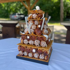 Pièce montée croquembouche